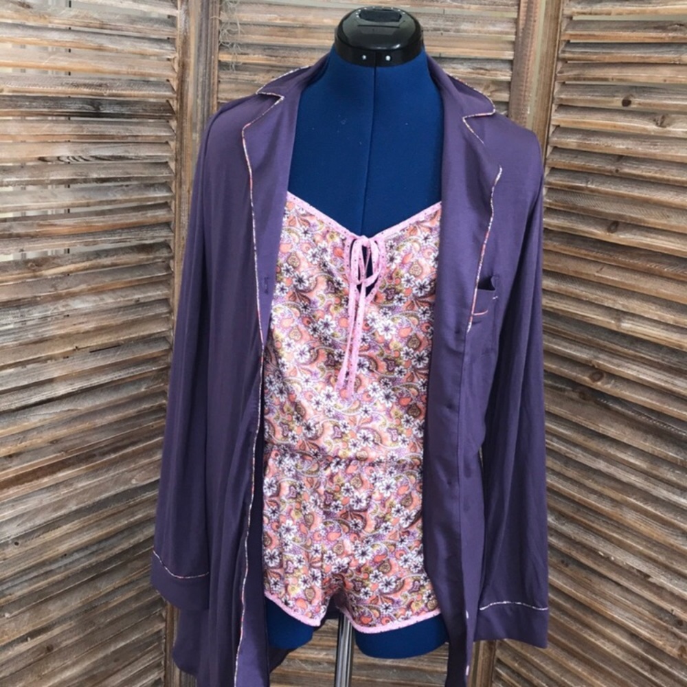 Victoria’s Secret night robe